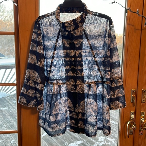 Damee - blue and white light weight peplum jacket - size L - Picture 6 of 6